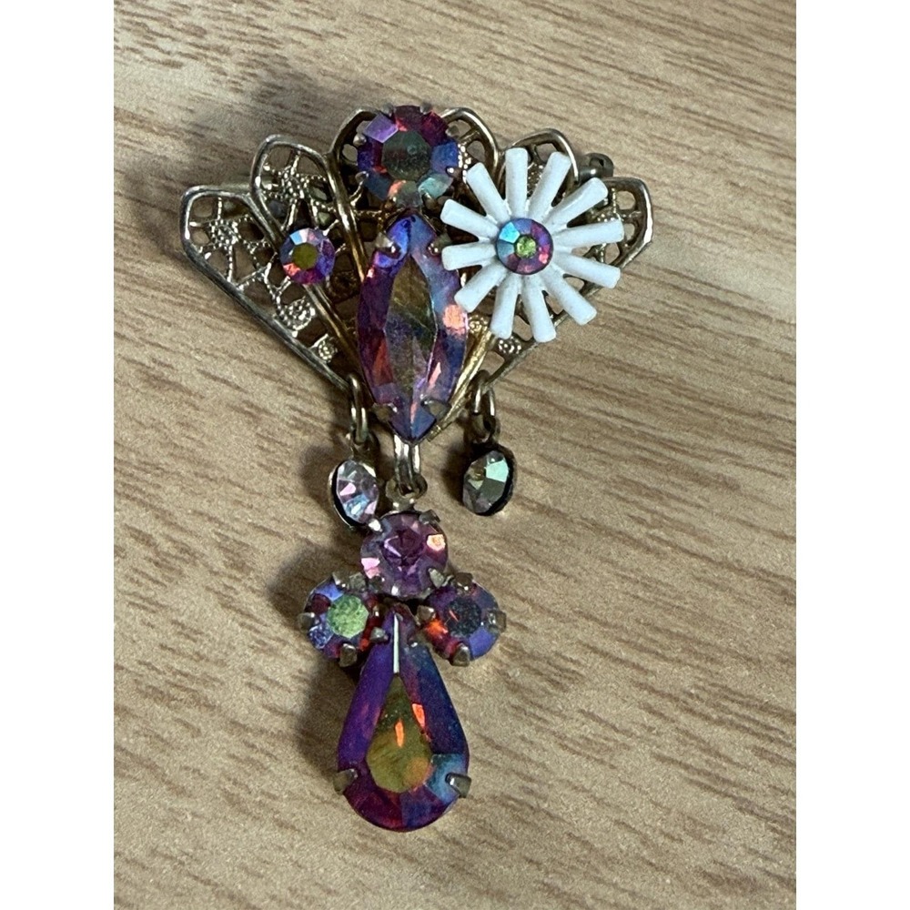 Mid Century Aurora Borealis Rhinestone Dangle Brooch Enamel Daisy Pin Vintage